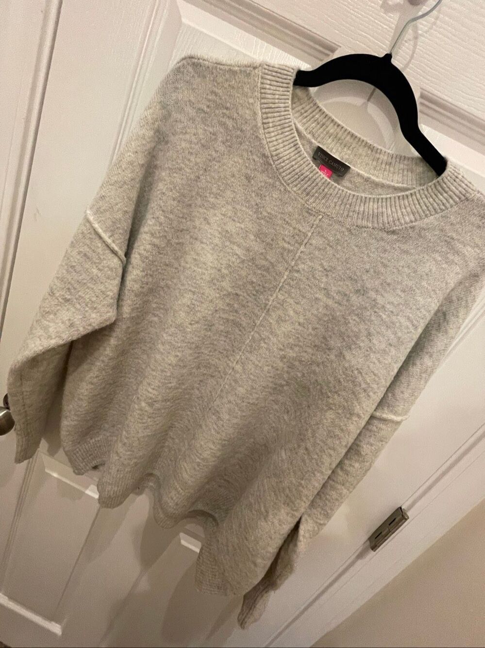 Vince Camuto Women’s L Gray Textured Knit Crewneck Sweater